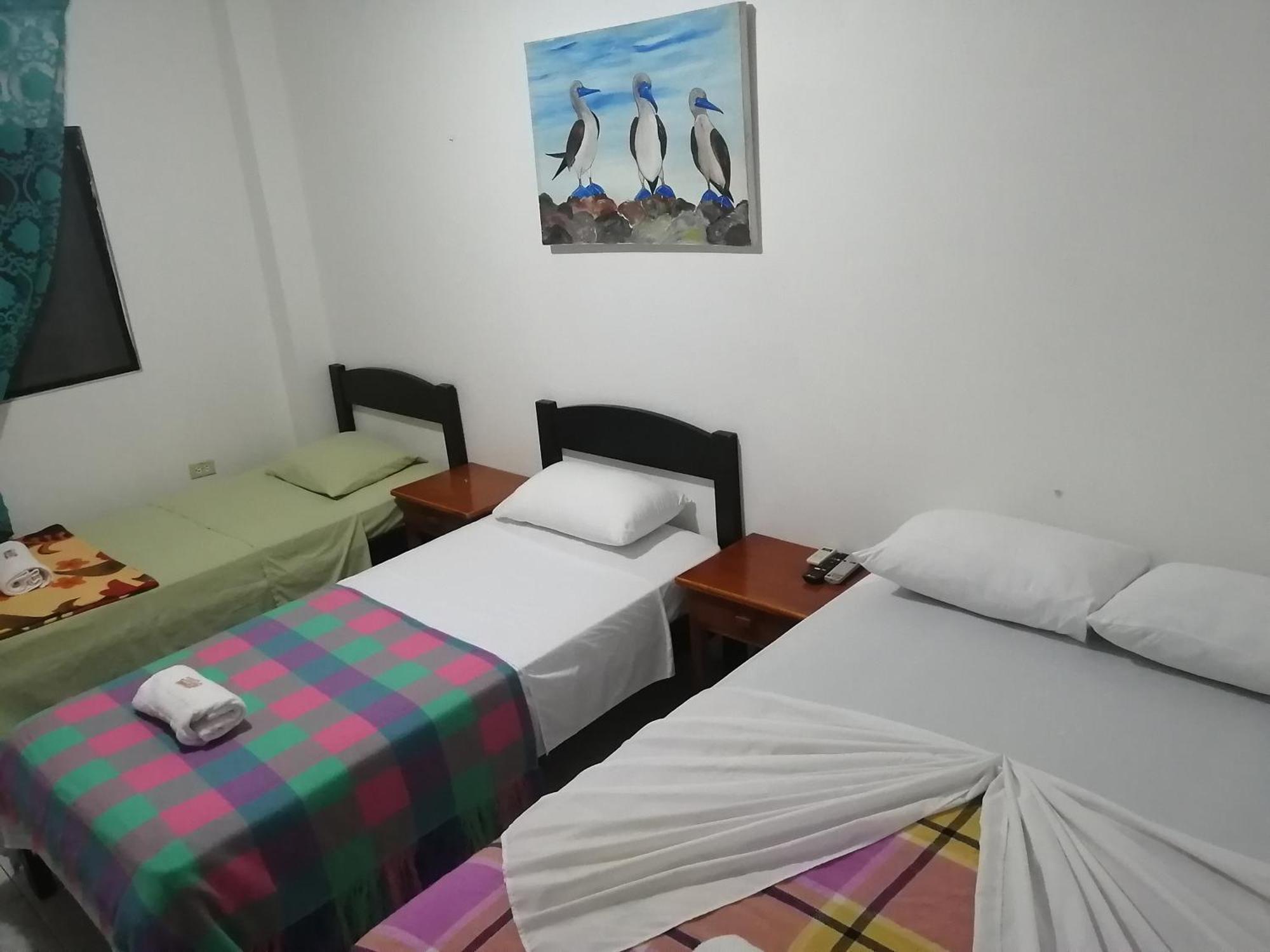 Hostal La Casa De Luis Puerto Baquerizo Moreno Eksteriør billede