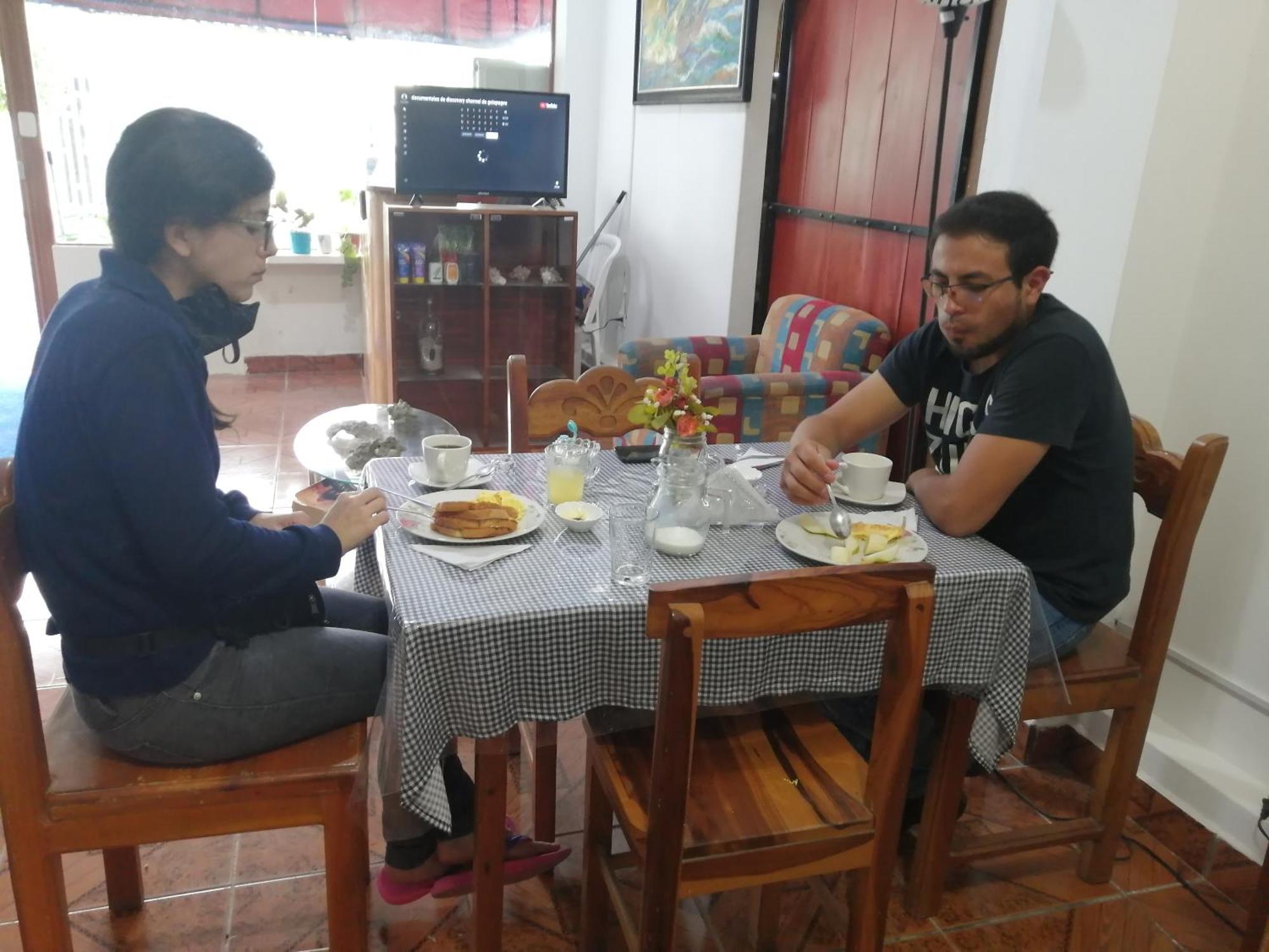 Hostal La Casa De Luis Puerto Baquerizo Moreno Eksteriør billede