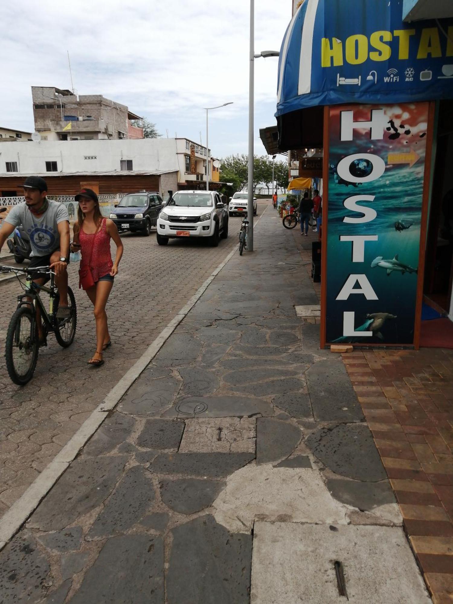 Hostal La Casa De Luis Puerto Baquerizo Moreno Eksteriør billede