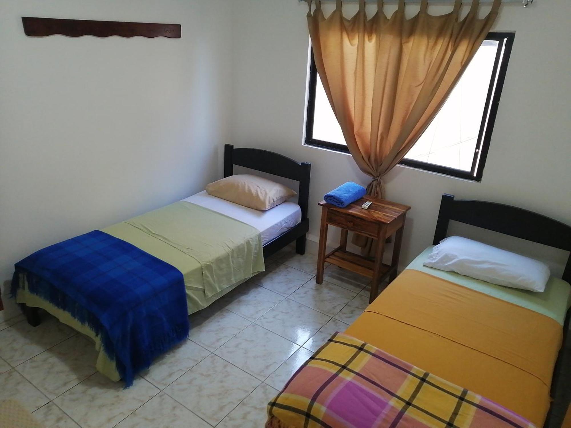 Hostal La Casa De Luis Puerto Baquerizo Moreno Eksteriør billede