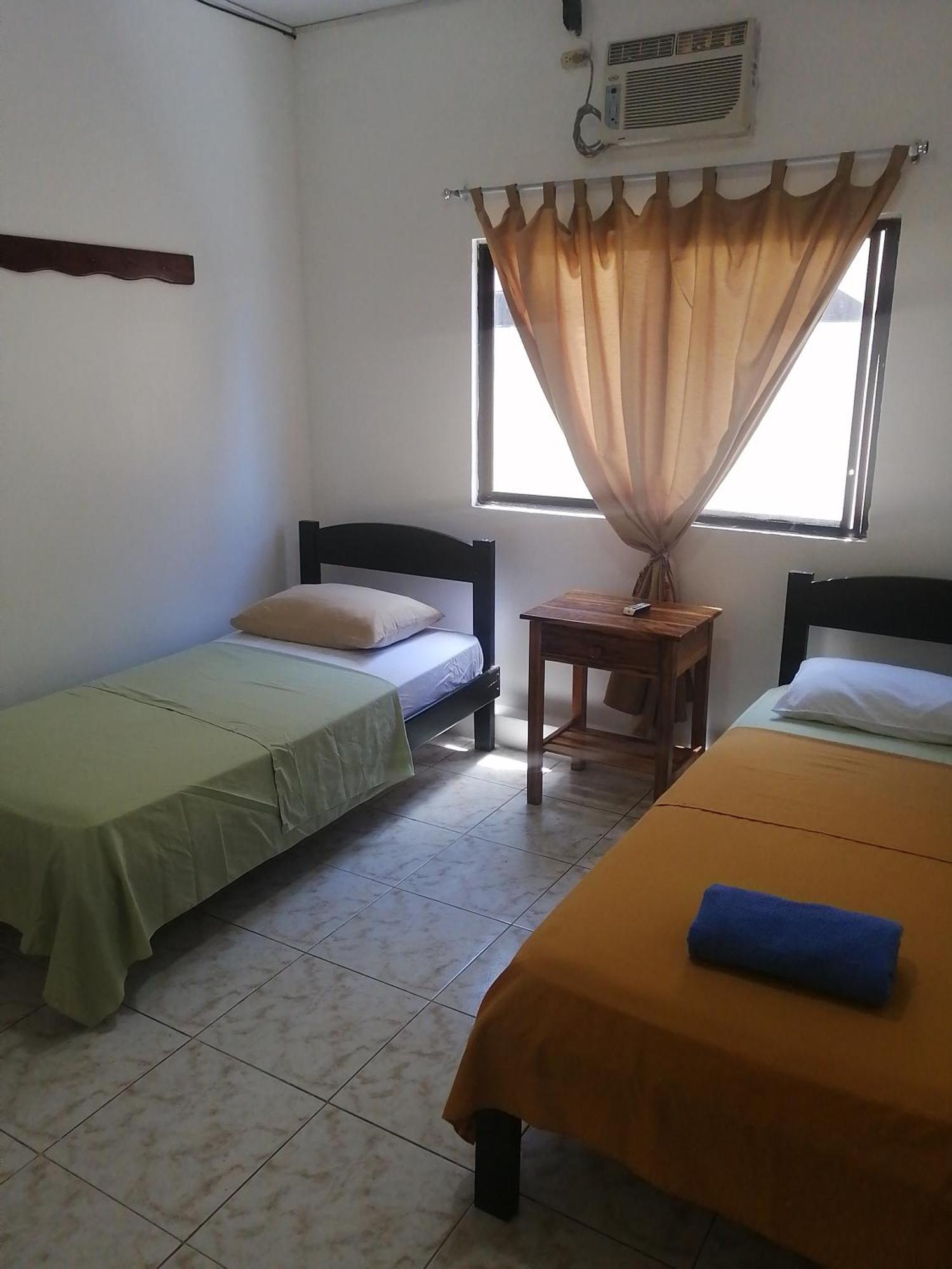 Hostal La Casa De Luis Puerto Baquerizo Moreno Eksteriør billede