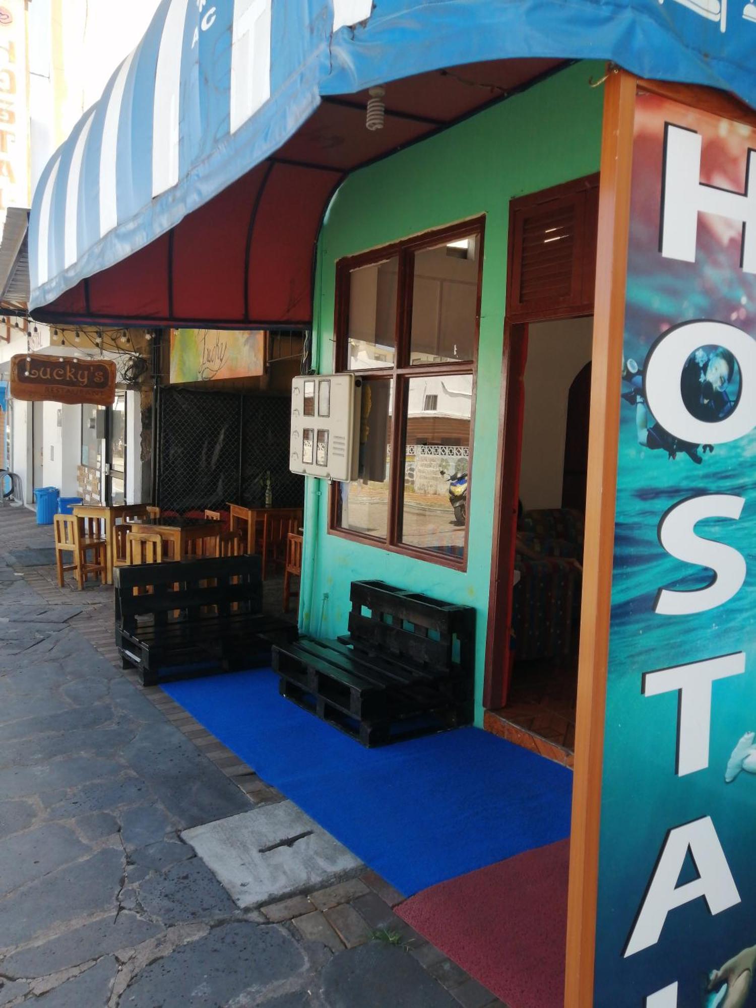 Hostal La Casa De Luis Puerto Baquerizo Moreno Eksteriør billede