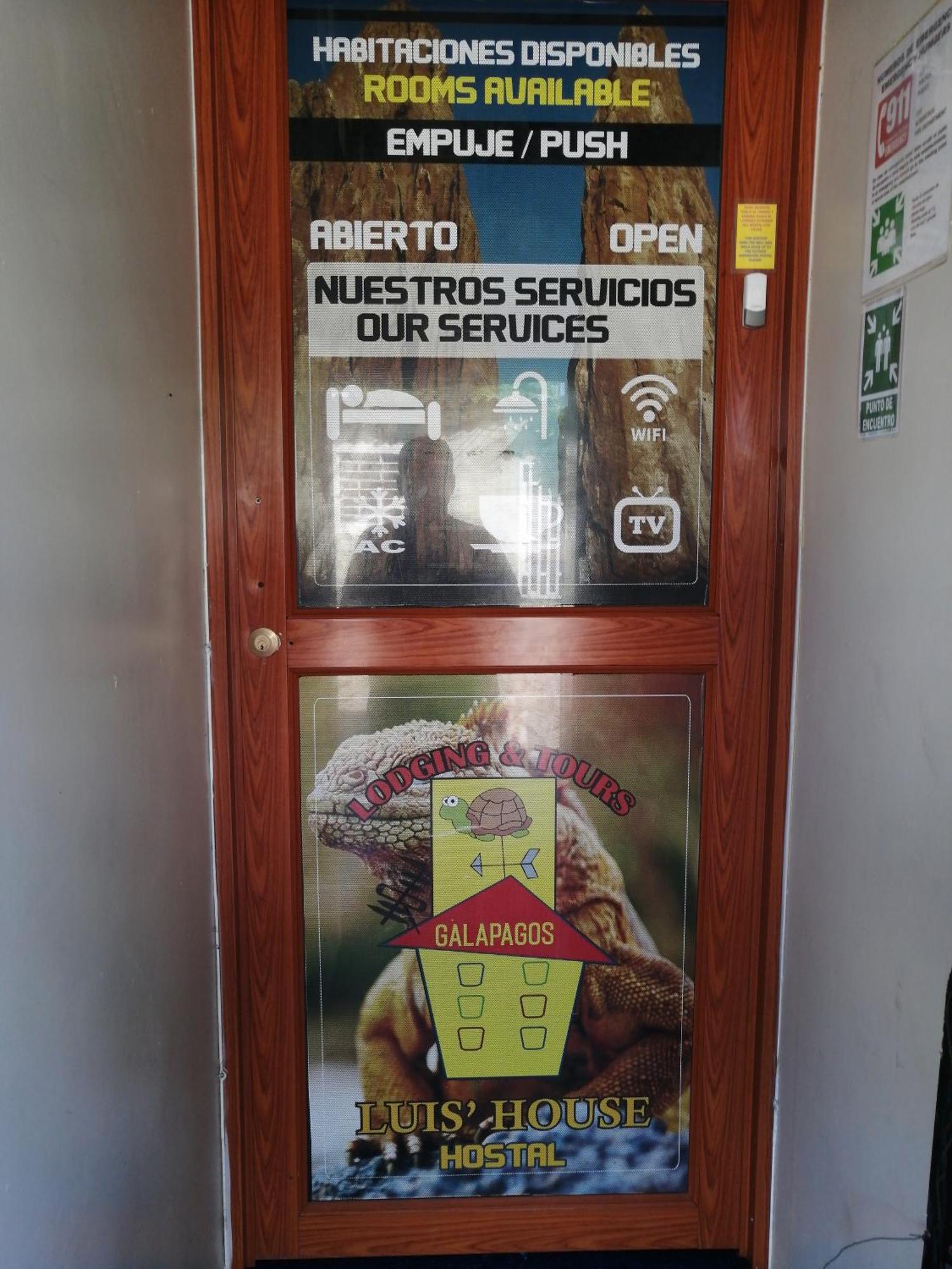 Hostal La Casa De Luis Puerto Baquerizo Moreno Eksteriør billede