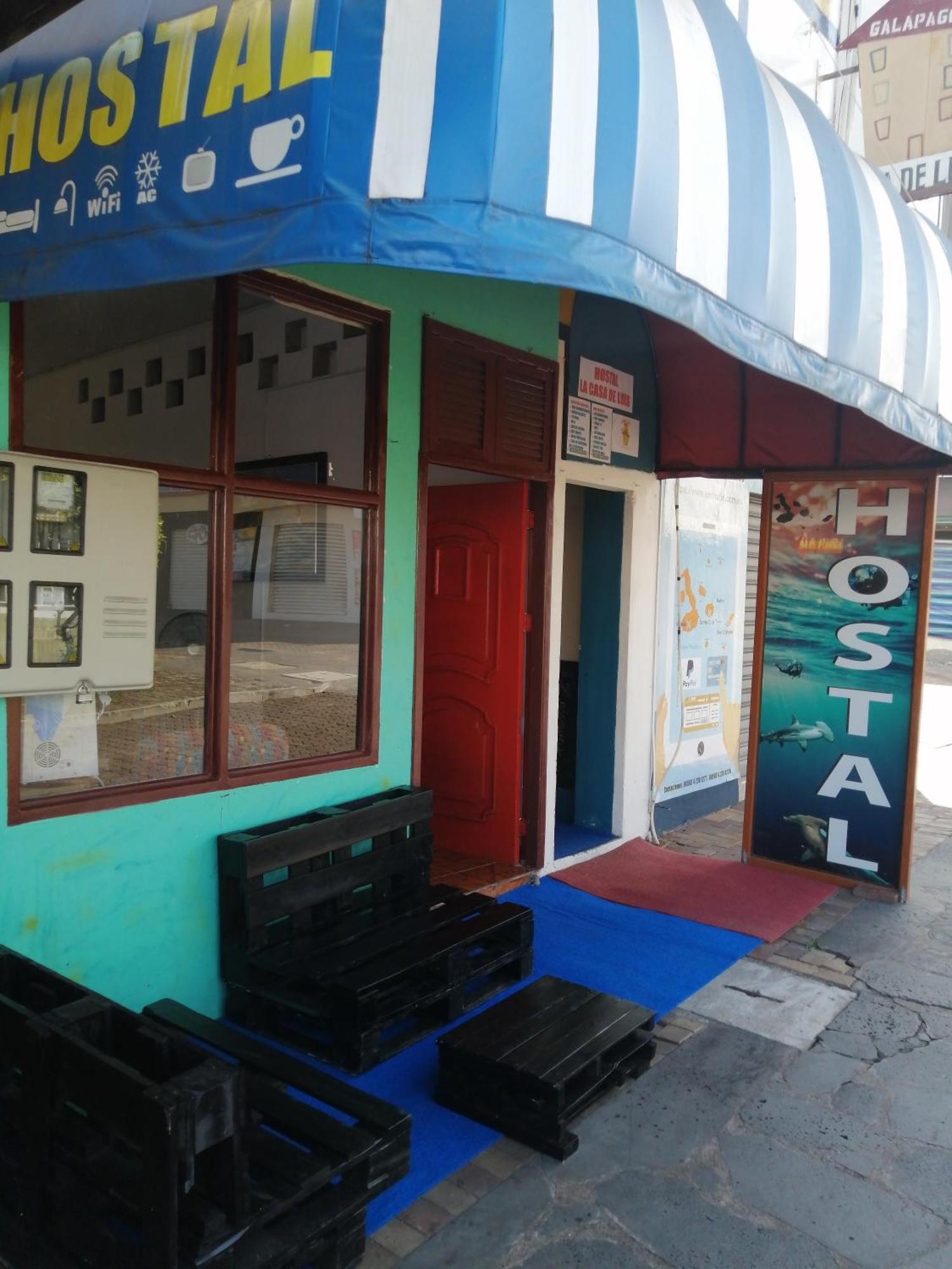 Hostal La Casa De Luis Puerto Baquerizo Moreno Eksteriør billede