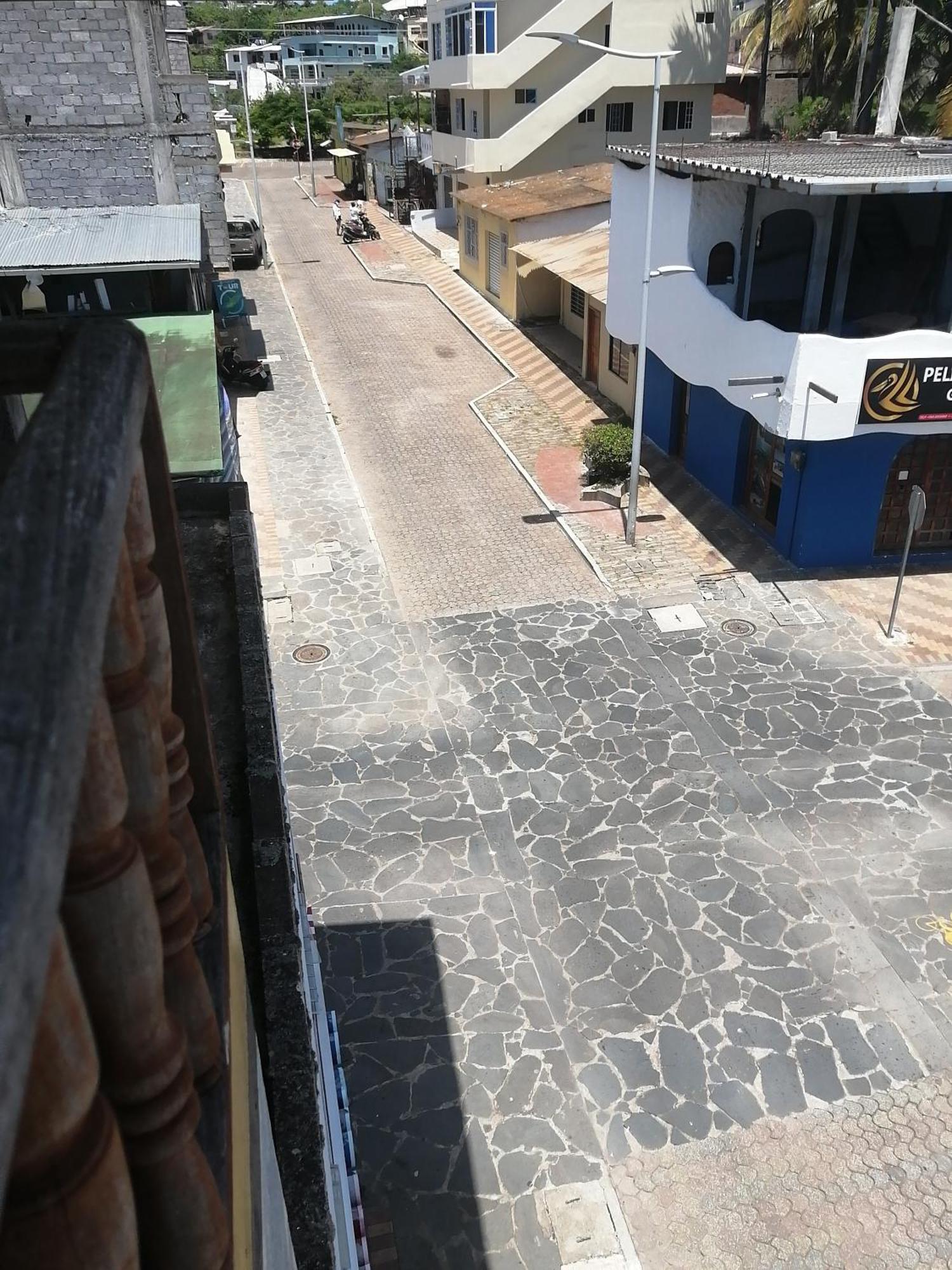 Hostal La Casa De Luis Puerto Baquerizo Moreno Eksteriør billede
